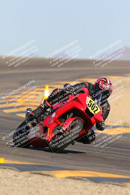 media/Oct-07-2023-CVMA (Sat) [[f84d08e330]]/Race 12 Amateur Supersport Open/